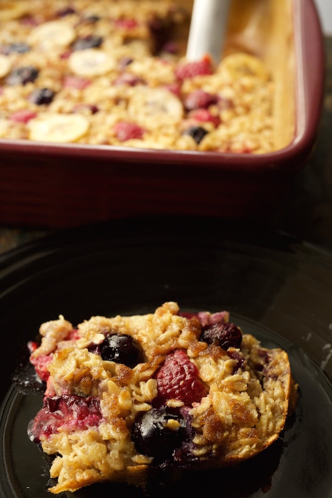 Baked Banana Berry Oatmeal Recipe | Oatmeal Casserole