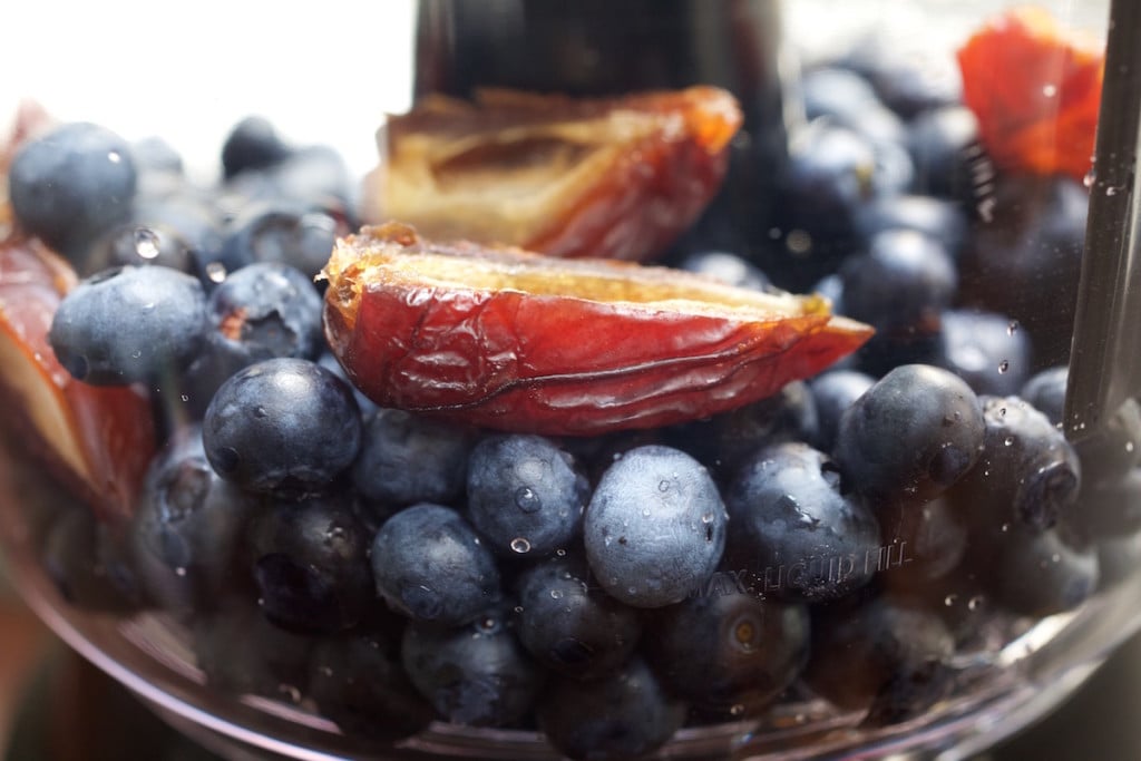 Blueberry Chia Seed Fruit Rollup Recipe