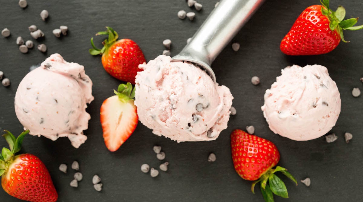 Recipe for homemade Strawberry Chocolate Chip Gelato