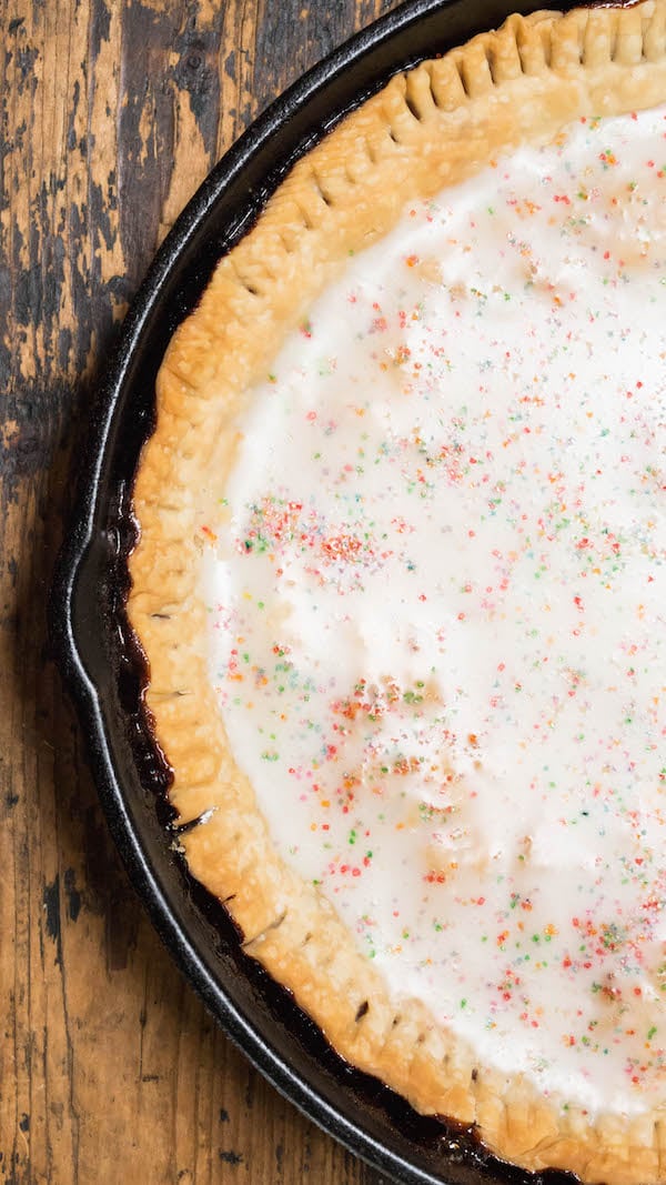 Strawberry Pop-Tart Pie in a cast iron skillet.