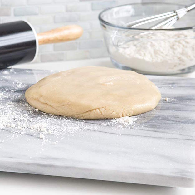 Marble Pastry Board - Christmas Gift Ideas for Bakers